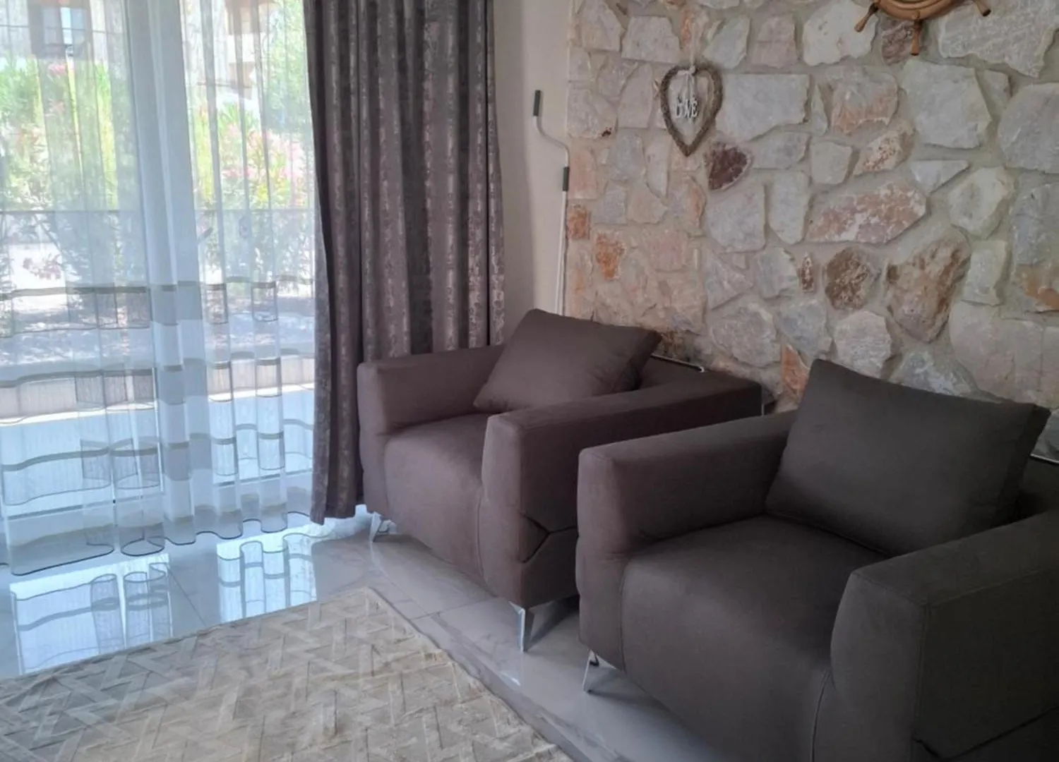 Apartments Χανιώτη